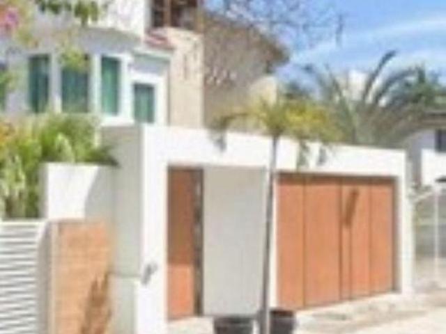 SE VENDE HERMOSA CASA EN MARINA VALLARTA