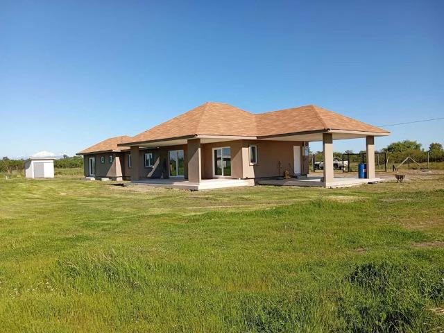 Se vende hermosa casa en parcela, camino al agua 1771 | dormitorios por 350000. 00 en Chillán