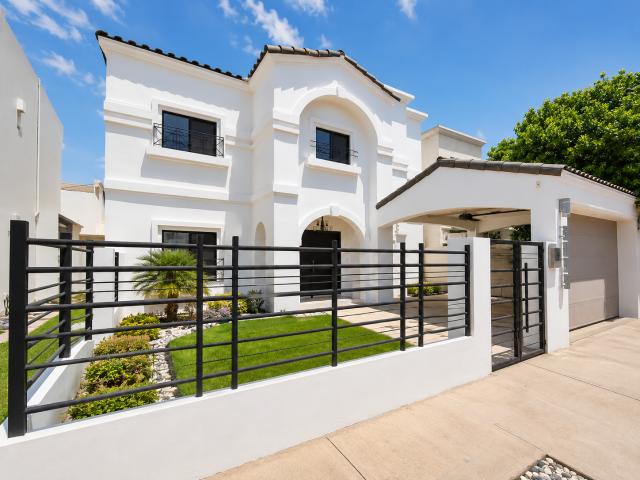 SE VENDE HERMOSA CASA EN PUERTA DE ALCALA RESIDENCIAL