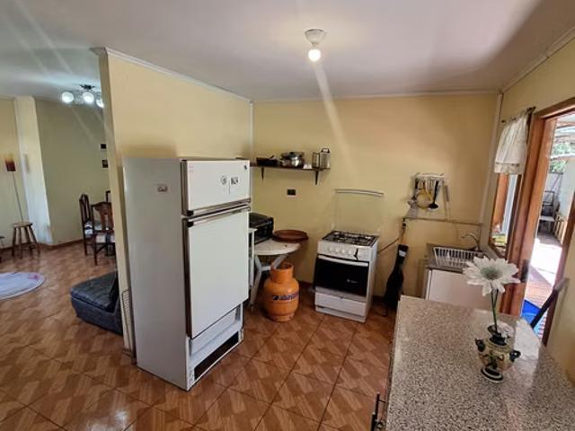 Se vende hermosa casa en quillón | 3 dormitorios por 79990. 00 en Quillón