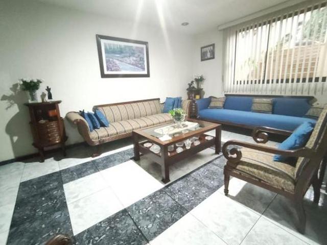 SE VENDE HERMOSA CASA EN RESIDENCIAL EL DORADO