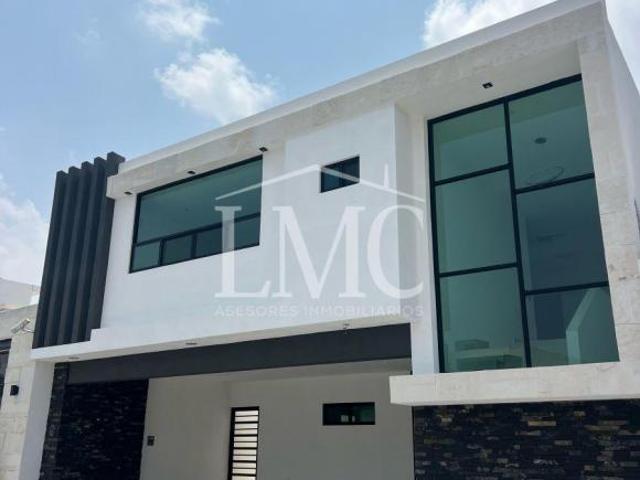 Se vende hermosa casa nueva en Rincón de los Encinos