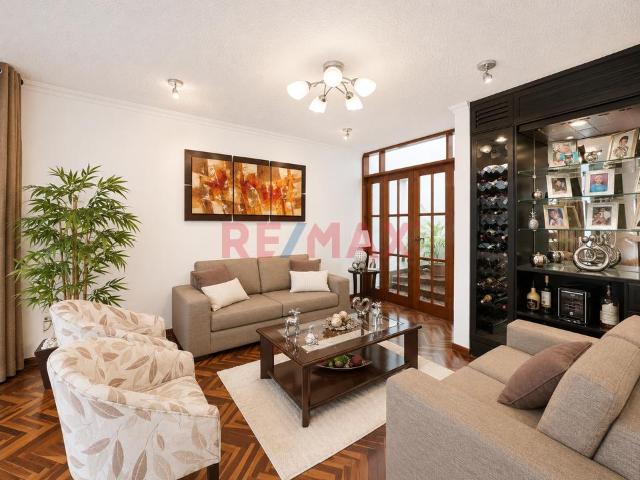 Se Vende Hermoso Departamento Frente A Parque En Bellavista – Callao