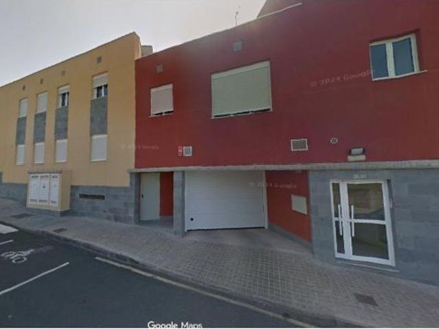 SE VENDE inmueble ALQUILADO en Gáldar