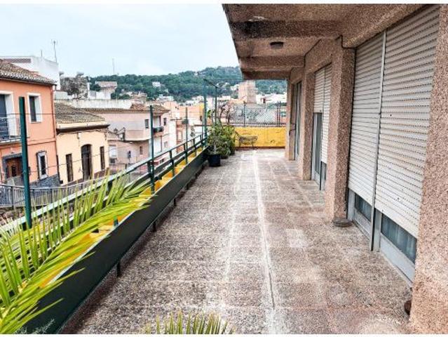 SE VENDE INCREÍBLE CASA UNIFAMILIAR AISLADA