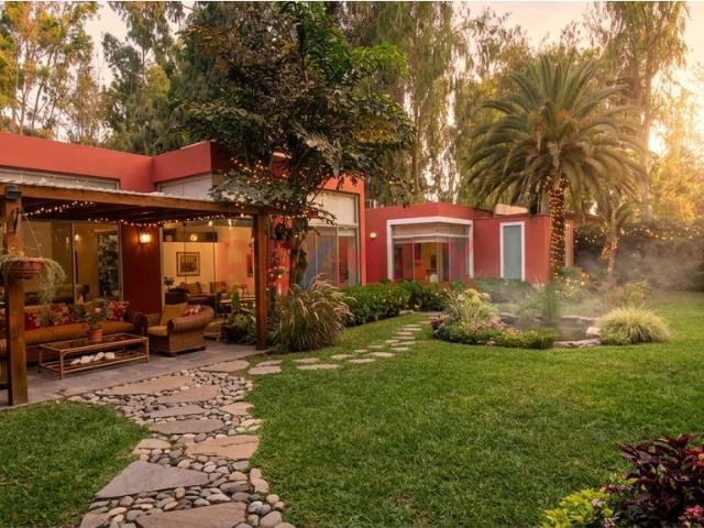 Se Vende Linda Casa En Lurín *Amplio Jardín *Terraza *Cochera *45 Minutos De Lima