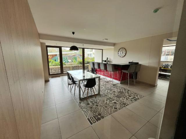 Se Vende Lindo Departamento Isla Teja, Amoblado Completamente. 1 dormitorios por 3200.00 en Valdivia