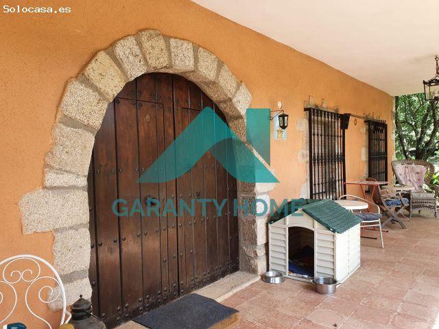 Se VENDE magnífico Chalet con Parcela en zona de las VIÑAS