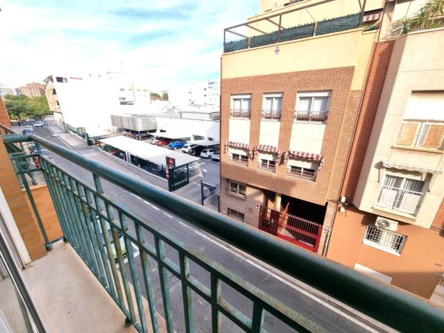 SE VENDE MAGNIFICO PISO EN SAN BLAS