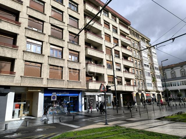 Se vende magnifica vivienda en la calle Magdalena con garaje