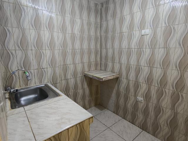 Se vende minidepartamento en el rímac — precio negociable!