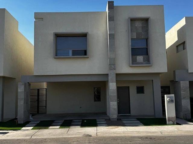 ¡Se vende o renta casa amplia en Córsica Residencial Mexicali, B.C. !