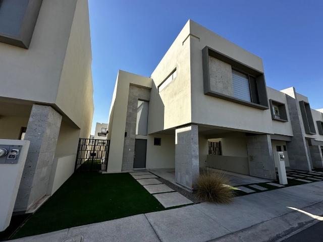 ¡Se vende o renta casa en Córsica Residencial! Mexicali, B.C !