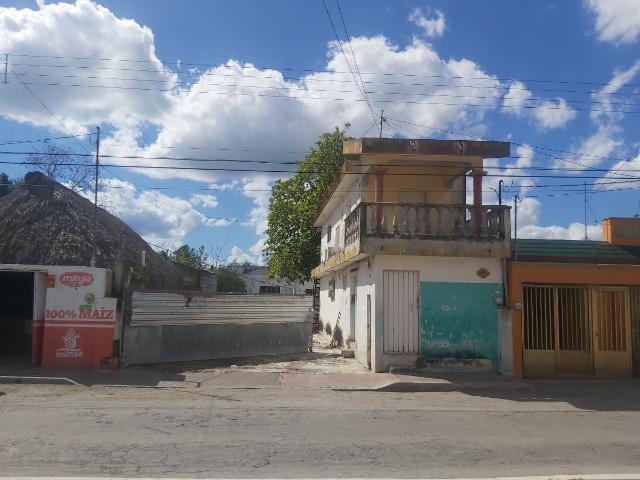 Se vende o se renta casa excelente para negocio en las 8 calles en Tizimín