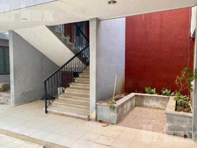SE VENDE O SE RENTA EDIFICIO EN PLENO CENTRO HISTORICO DE LA CIUDAD DE CAMPECHE