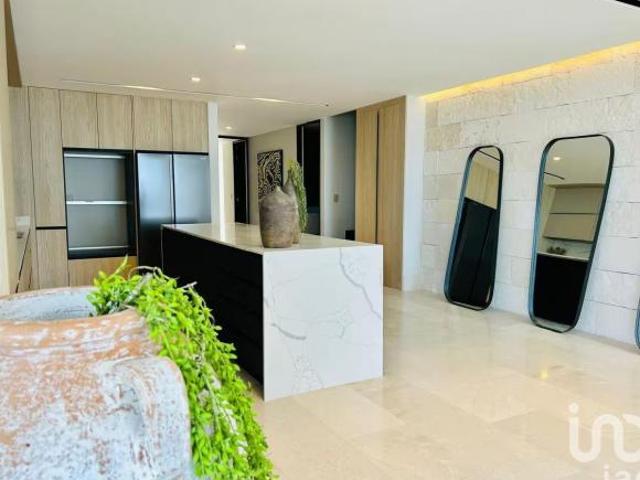 Se vende Penthouse Senior en Torre frente al Malecón de Mazatlán, Sinaloa
