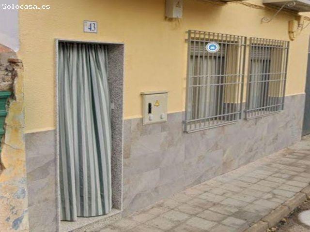 SE VENDE piso OKUPA en C Castillo 26 de Mora