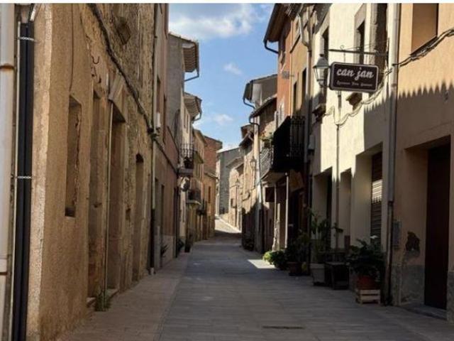 SE VENDE piso OKUPA en C SANT PERE ALMATO 16 de Sant Feliu de Sasserra, Barcelona