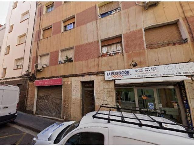 SE VENDE piso OKUPA en CALLE PUJOS 12 de Hospitalet de Llobregat, Barcelona