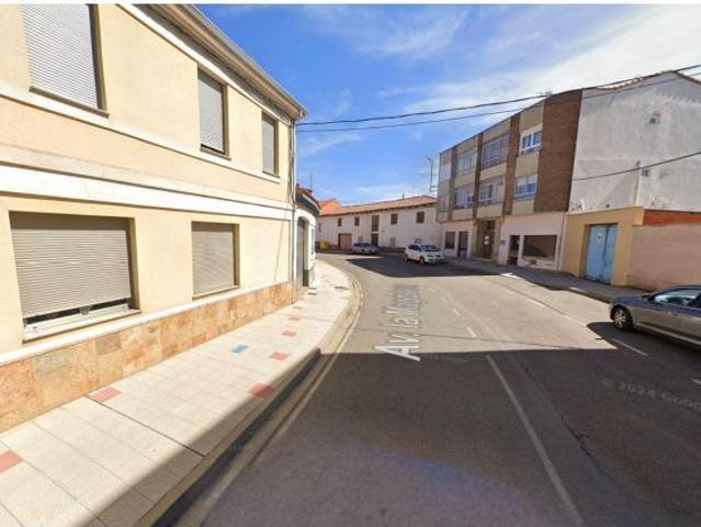 Se vende piso OKUPA en Carrizo León