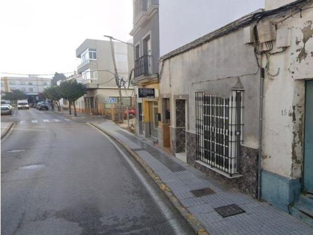 Se vende piso OKUPA en Chiclana de la Frontera Cádiz
