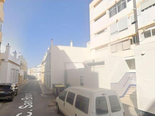 Se vende piso OKUPA en San Fernando Cádiz