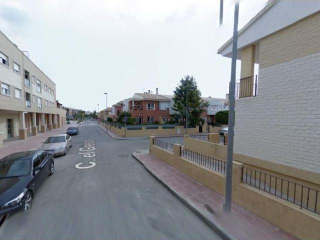 Se vende piso OKUPA en Santomera Murcia