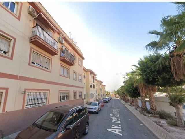 Se vende piso OKUPA en Vícar Almería