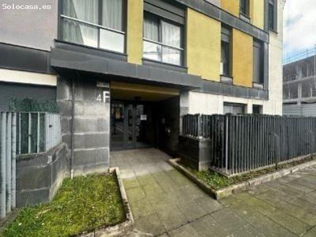 Se vende Piso OKUPADO en Calle CARMEN BRAVO VILLASANTE 4 Santander, Cantabria