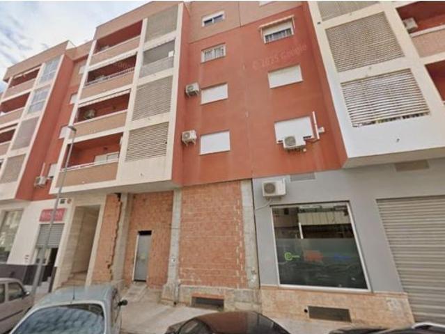 Se vende piso OKUPADO en Calle Goya 5 de Bigastro, Alicante
