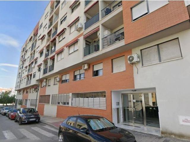 SE VENDE PISO OKUPADO en Calle Ilusion Nº 4 Alcantarilla Murcia