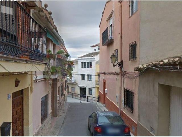 SE VENDE piso OKUPADO en Calle San Jaime Nº 5 Alborache Valencia/València