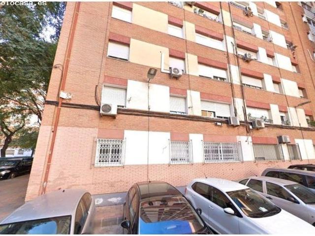 Se vende piso OKUPADO en Calle Santa Rita Nº 7 Murcia Murcia