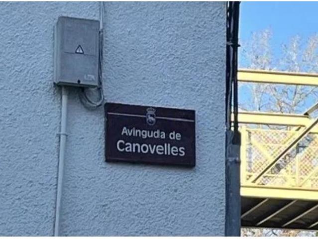 Se vende PISO OKUPADO en Avenida Canovelles 8 de Canovelles Barcelona