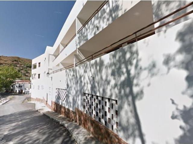 Se vende piso OKUPADO en Paterna del Río Almería