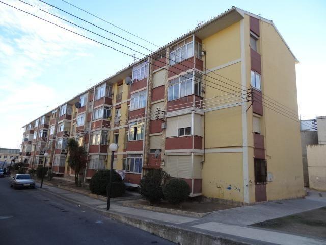 Se vende Piso OKUPADO en Pasaje Rio Gallego 7 Huesca, Huesca