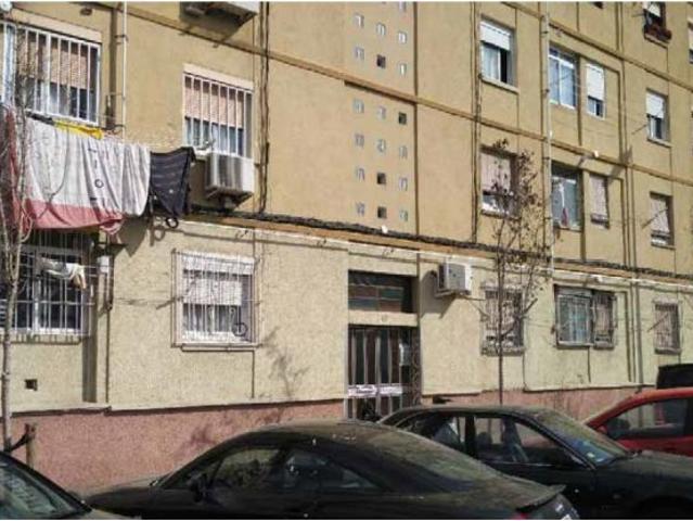 Se vende Piso OKUPADO en Teide 60 Hospitalet de Llobregat L, Barcelona