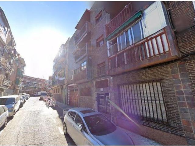 Se vende piso CESIÓN DE REMATE en C/ VILLAVEZA en Madrid