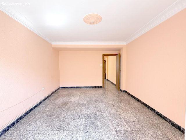 SE VENDE PISO DE CUATRO DORMITORIOS PARA REFORMAR JUNTO A AV. SAN JOSÉ ZARAGOZA