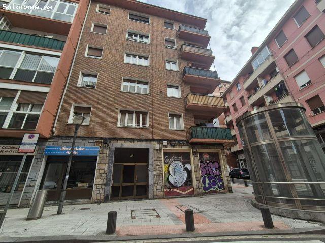 Se vende piso exterior en Uribarri, junto al metro y a pocos minutos del centro de Bilbao
