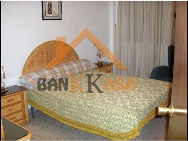 SE VENDE PISO EN BALANEGRA ZONA CENTRO