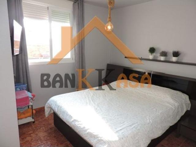 SE VENDE PISO EN BALERMA MUY CERCA DE LA PLAYA