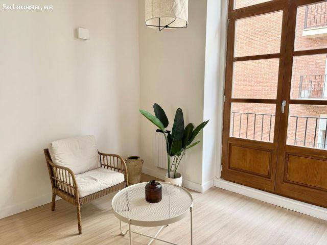 SE VENDE PISO EN CIUTAT VELLA