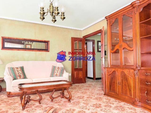 SE VENDE PISO EN EL CENTRO DE ZORROZA