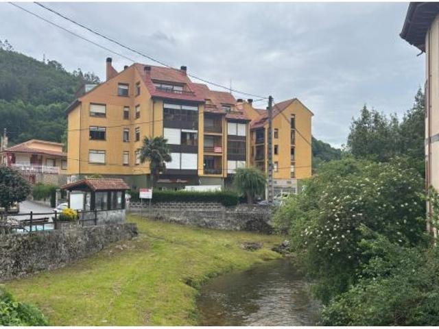 SE VENDE PISO EN EL CENTRO DE ARREDONDO CANTABRIA