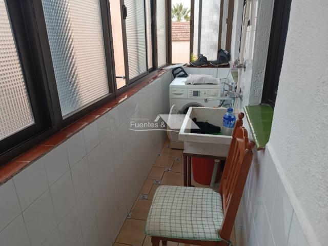 Se vende piso en el centro de Baza