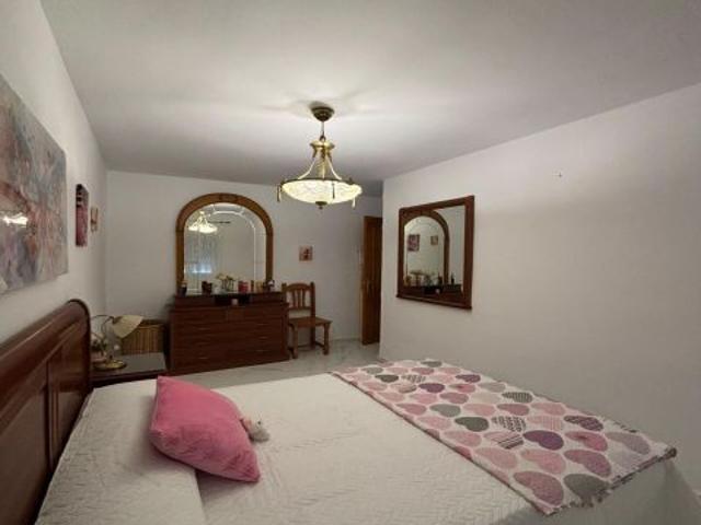 SE VENDE PISO EN LA LINEA