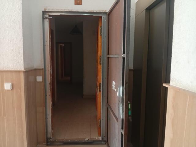 Se vende piso en la localidad de Almería