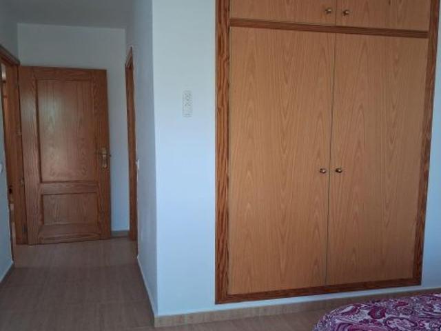 Se vende piso en Los Urrutias en Segunda Planta con ascensor, tres habitaciones, dos aseos