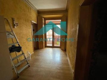 SE VENDE PISO EN PARTE ANTIGUA